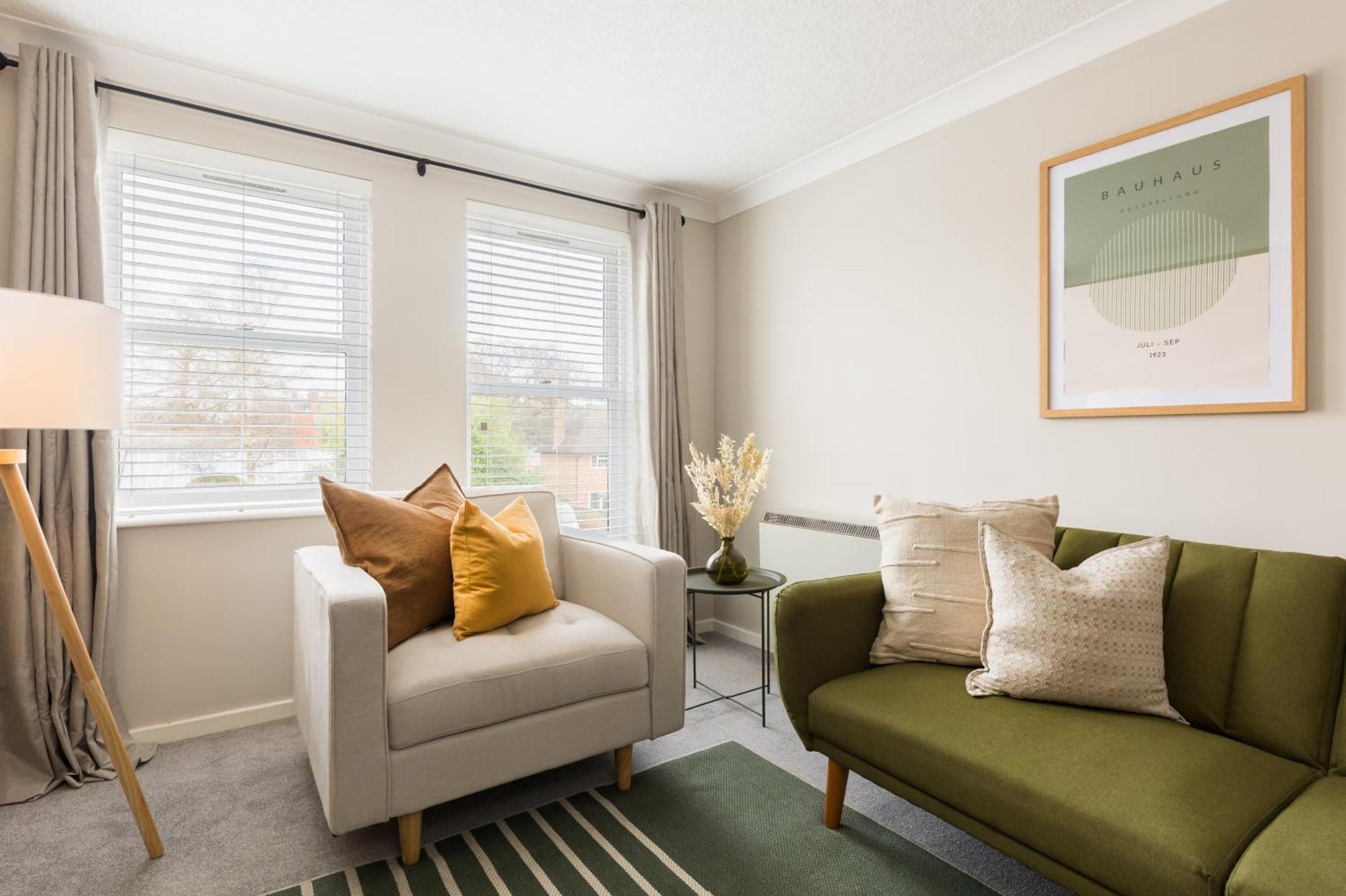 Modern 2-Bedroom Apartments With Free Parking In ليمينغتون المظهر الخارجي الصورة