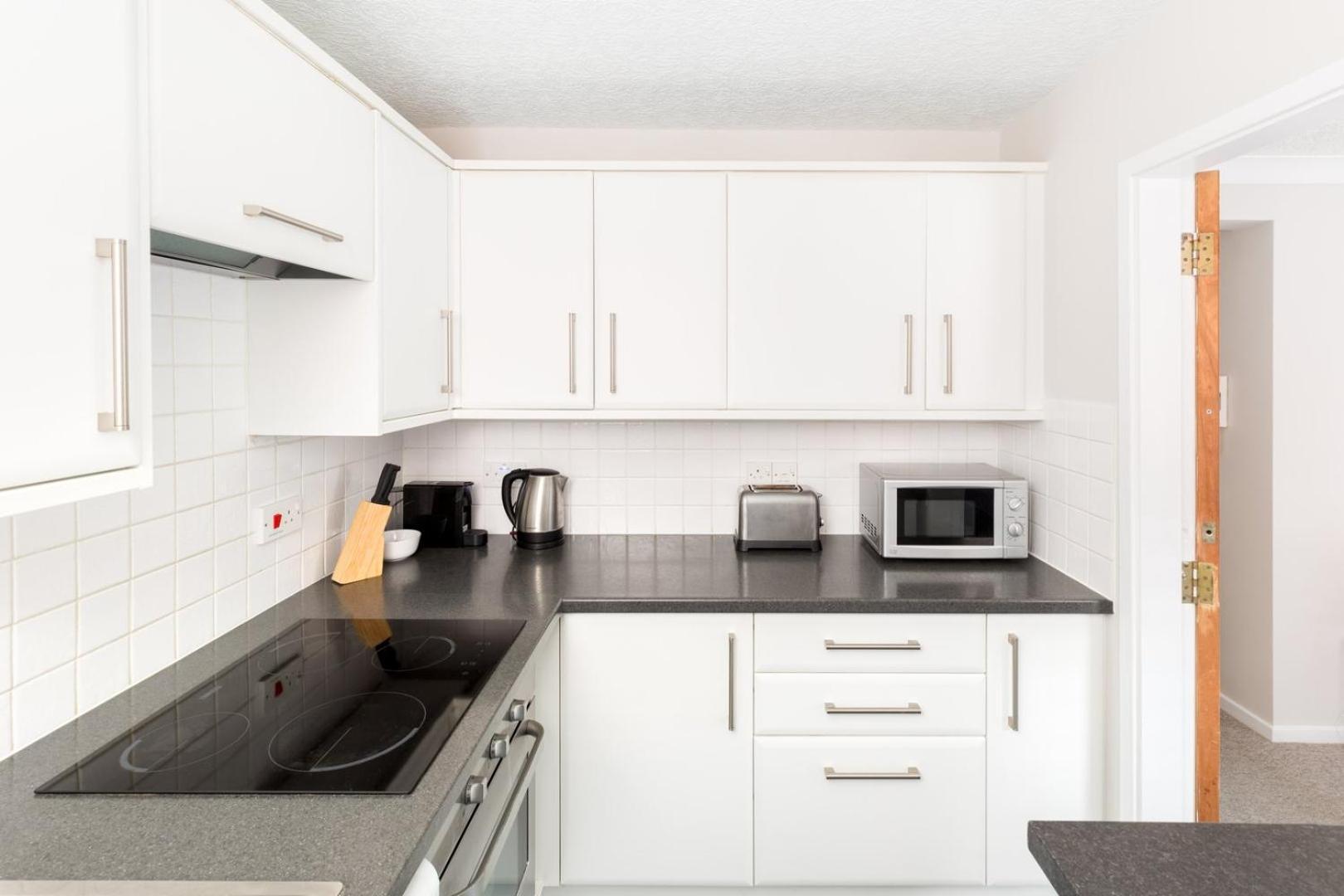 Modern 2-Bedroom Apartments With Free Parking In ليمينغتون المظهر الخارجي الصورة
